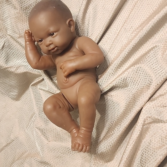 Realistic Reborn Berenguer Baby Doll - Picture 5 of 10